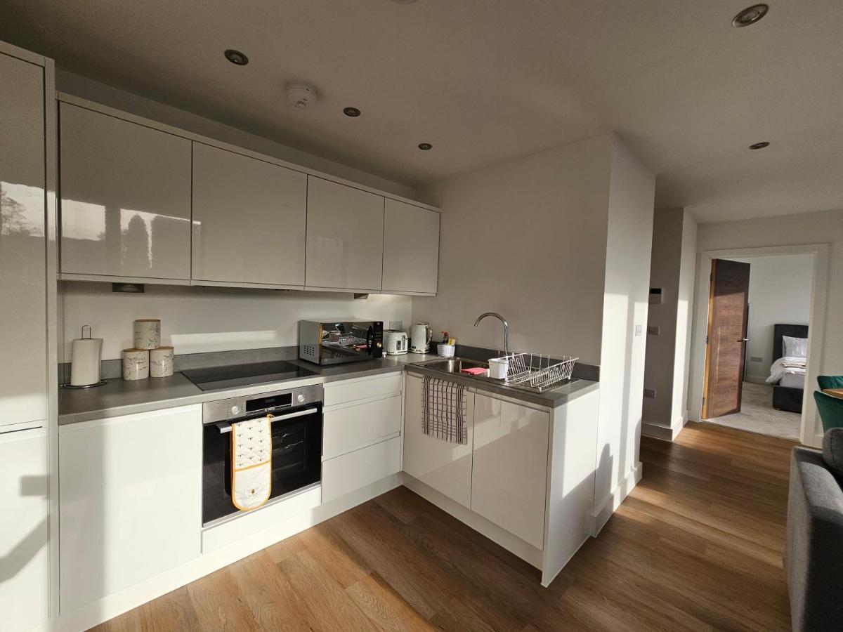 Brand New Trafford Apartment Manchester Exterior foto